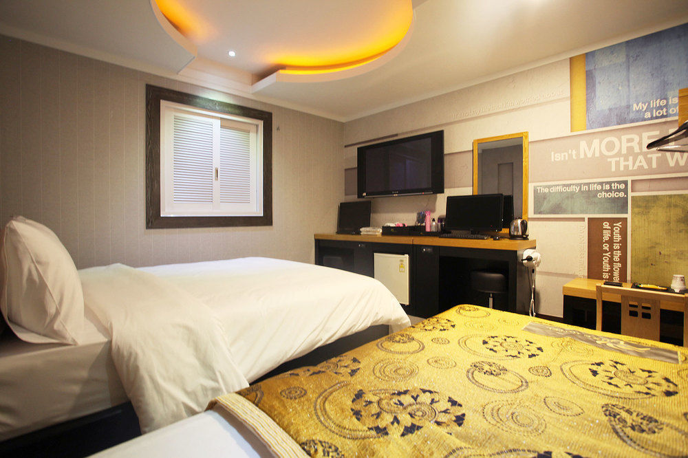 Luxe Hotel Pchadžu Exteriér fotografie